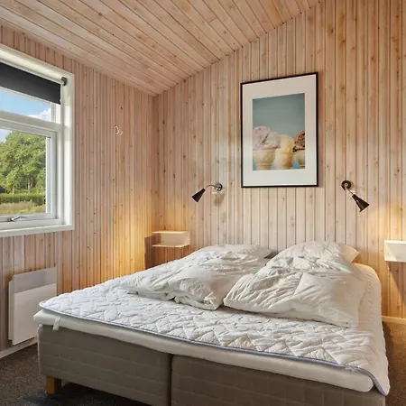 Cozy In Juelsminde With Sauna *