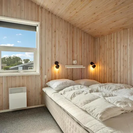 Holiday home Cozy In Juelsminde With Sauna *