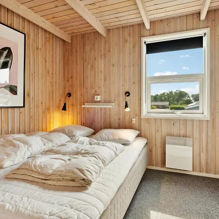 Cozy In Juelsminde With Sauna Holiday home *