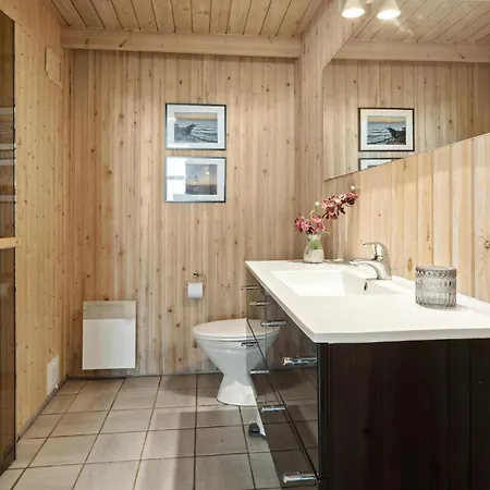 Cozy In Juelsminde With Sauna Holiday home *
