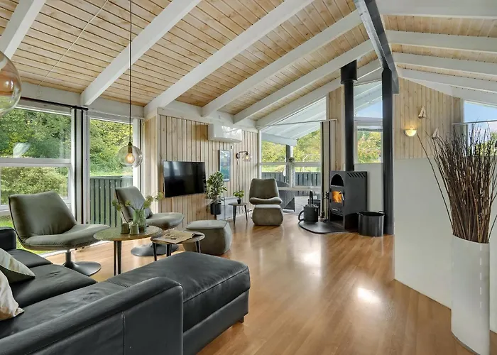 Cozy In Juelsminde With Sauna بيت للعطل *