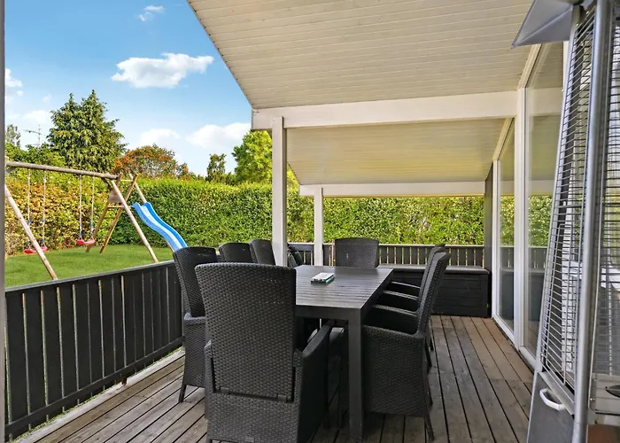 Cozy In Juelsminde With Sauna