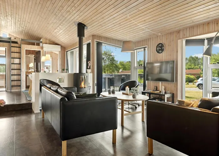 Cozy In Juelsminde With Sauna بيت للعطل *